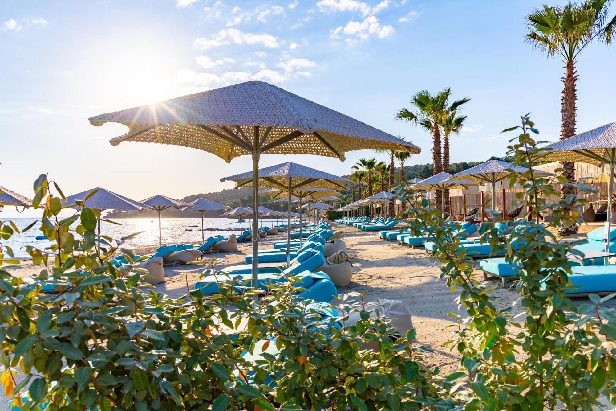 Miraggio Thermal Spa Resort Paliouri Luaran gambar Beach at the resort
